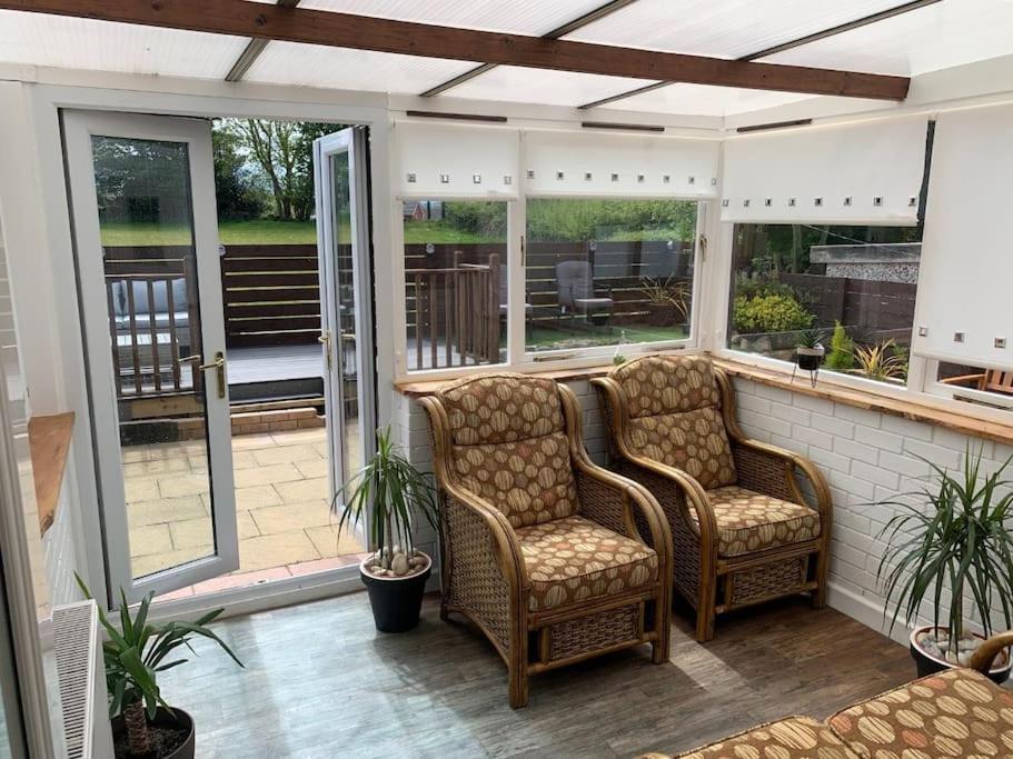 Mikes At Menai - Stylish & Spacious 3 Bed House In Menai Bridge. Esterno foto